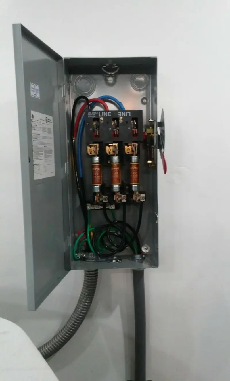 Three-phase disconnect switch installed for Smoke Detector Installation in North Berwick
